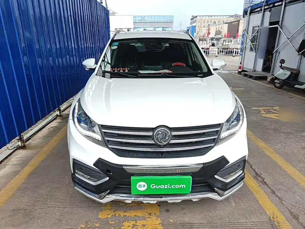 Fengguang 580 1.5 T CVT Connected