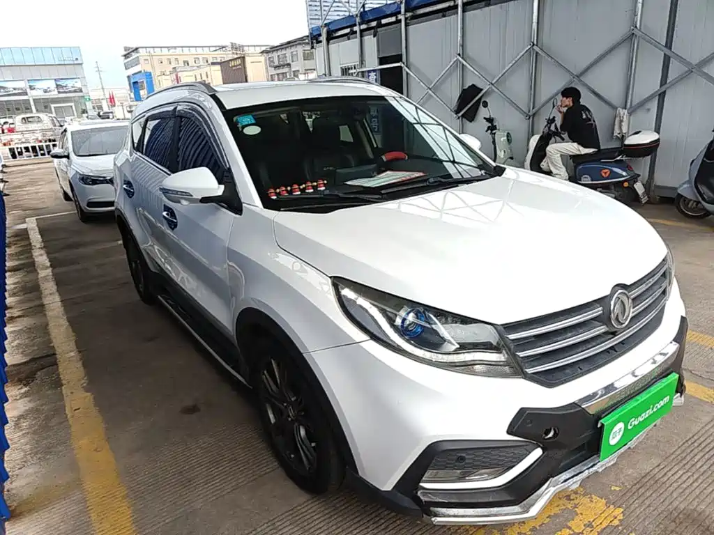 Fengguang 580 1.5 T CVT Connected