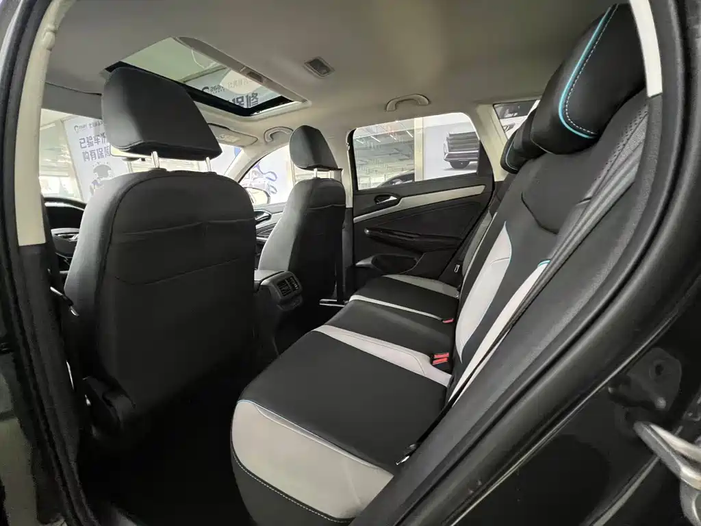 Jetta VS5 280 TSI Auto Highlight Joy