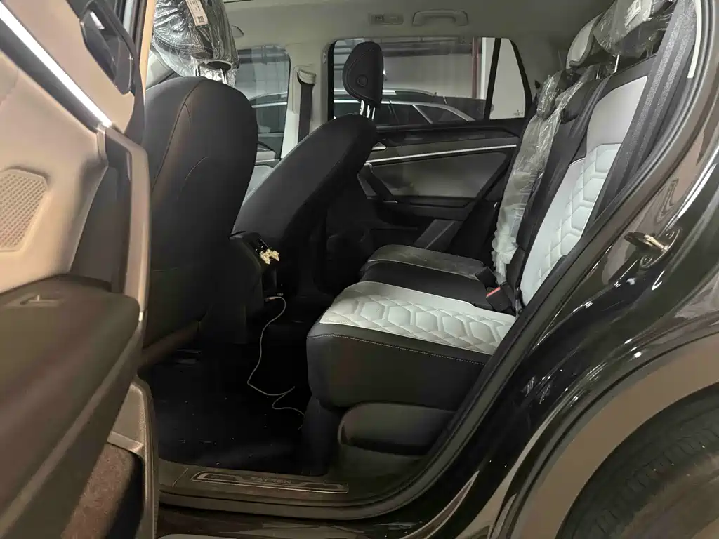 Tayron 280 TSI 2 WD Luxury Plus Advanced