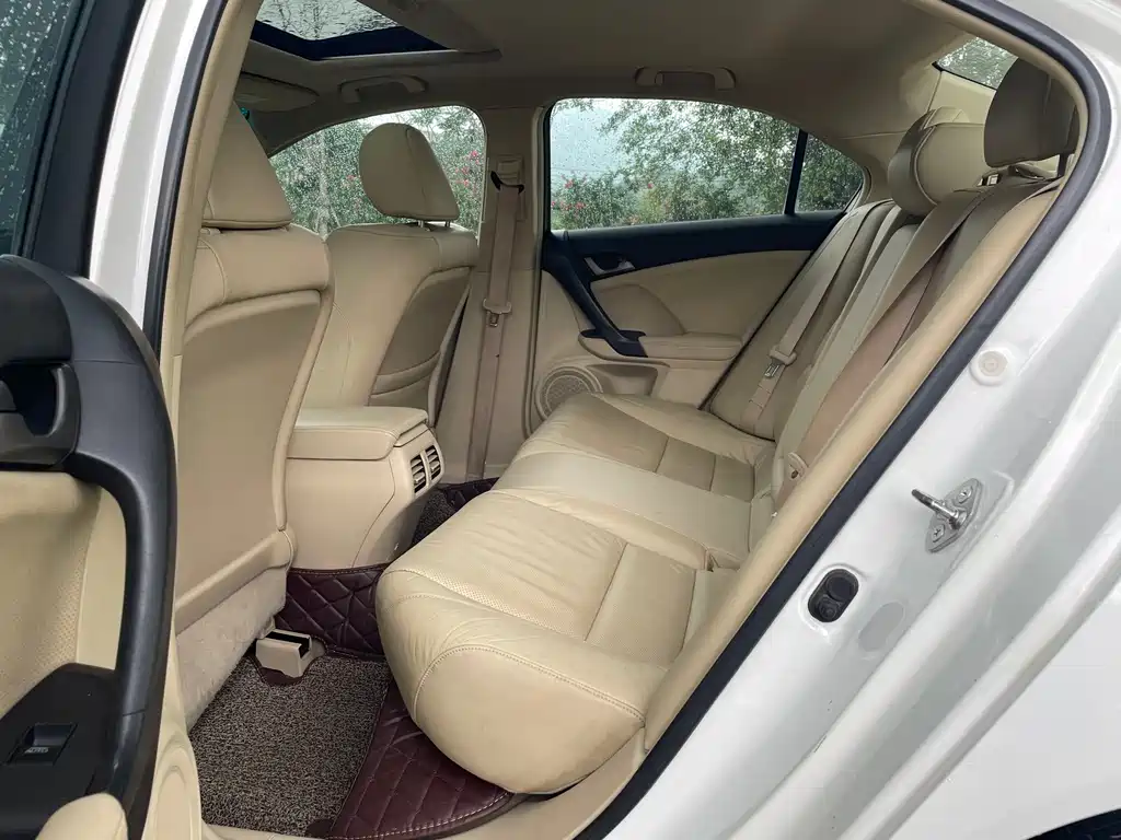 Spirior 2.4 L Luxury