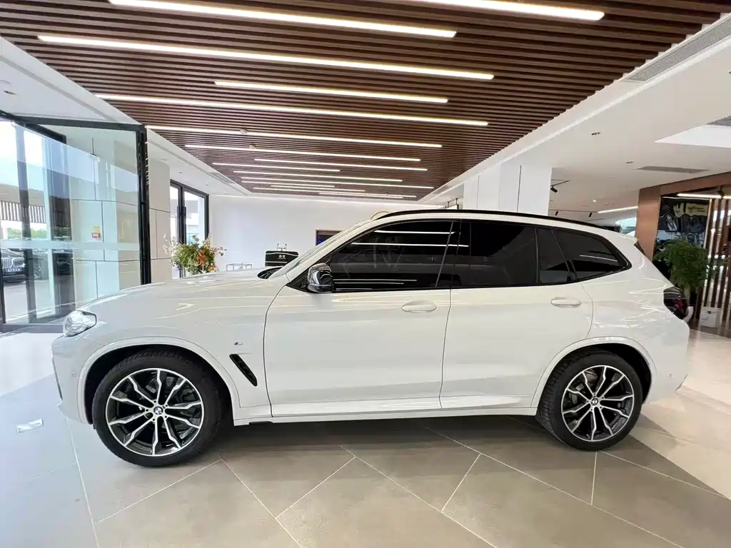 BMW X3 xDrive30 i Leading M Night Package