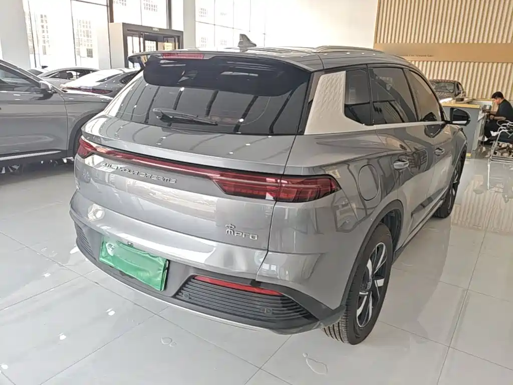 Song Pro NEV Glory DM-i 110 KM Transcend