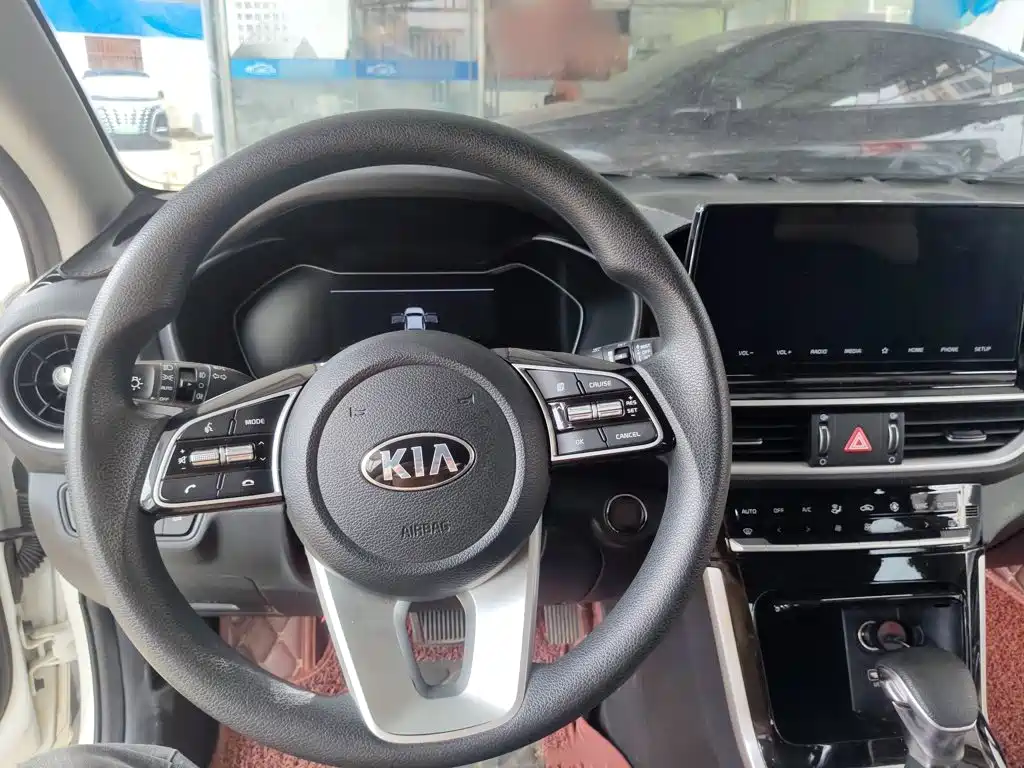 Kia K3 起亚K3 2020款 1.5 L CVT时尚版