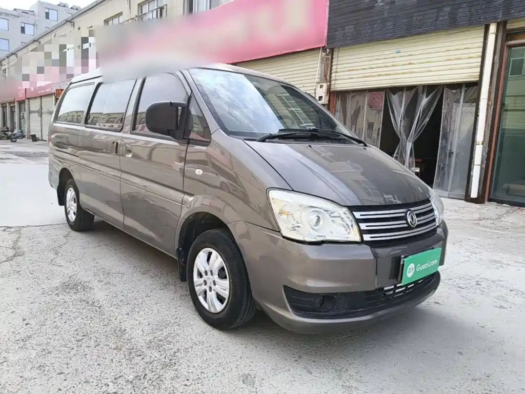 Lingzhi 菱智 2017款 改款 M3 L 1.6 L 7座标准型