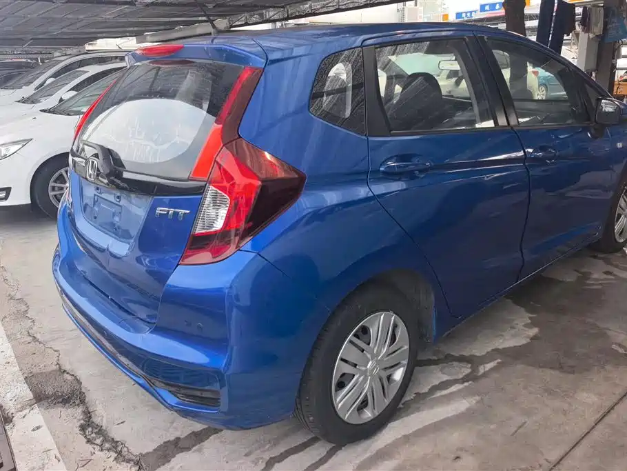 Fit 1.5 L CVT Comfort