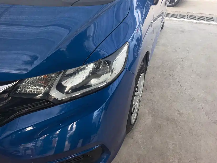 Fit 1.5 L CVT Comfort