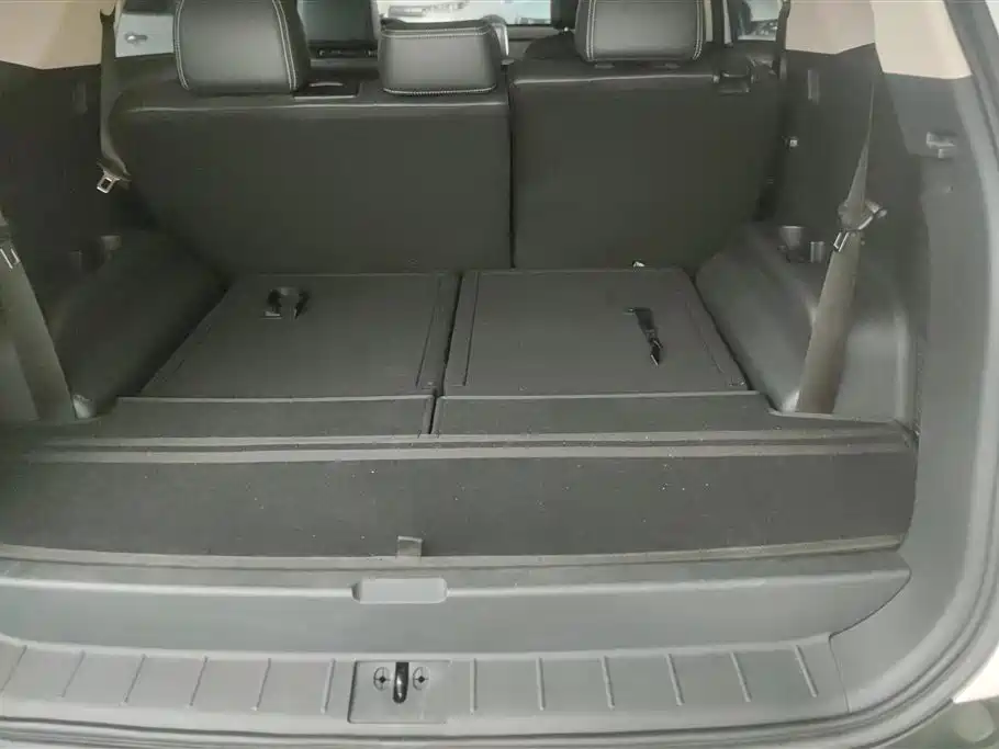 Fengguang S560 风光S560 2018款 升级款 1.8 L CVT智联型 5座