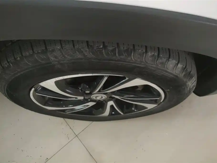 Fengguang S560 风光S560 2018款 升级款 1.8 L CVT智联型 5座