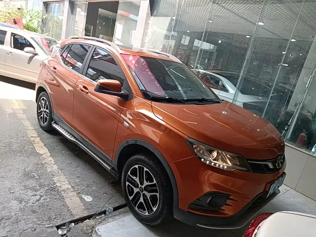 Soueast DX3 1.5 L Manual Distinguished