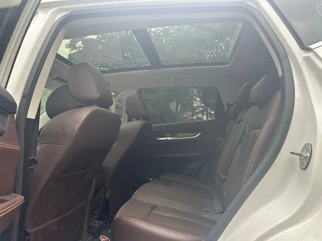 Hanteng X5 1.5 T CVT Luxury
