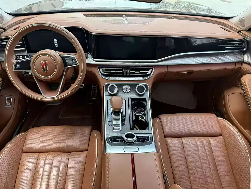Hongqi H9 2.0 T Connected Flagship Enjoyment
