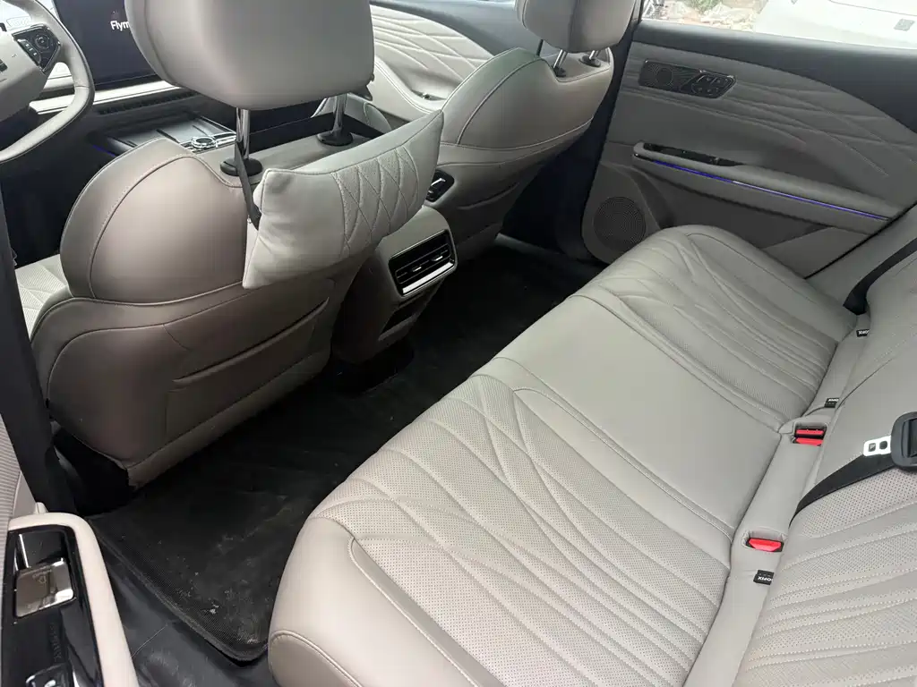 Galaxy Xingyao 8 130 km EM-i Premium