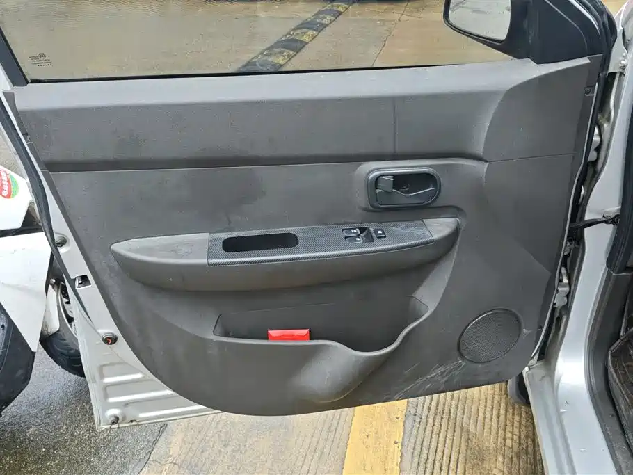 Wuling Hongguang 1.2 L Basic CN-IV