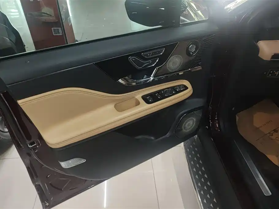 Corsair 2.0 T 2 WD Graceful