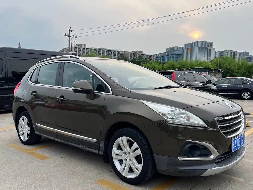 Peugeot 3008 标致3008 2013款 2.0 L 手动经典版