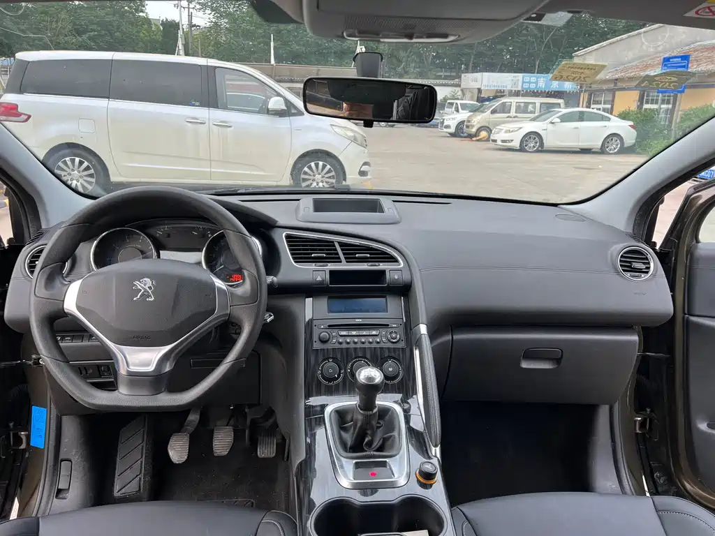Peugeot 3008 标致3008 2013款 2.0 L 手动经典版
