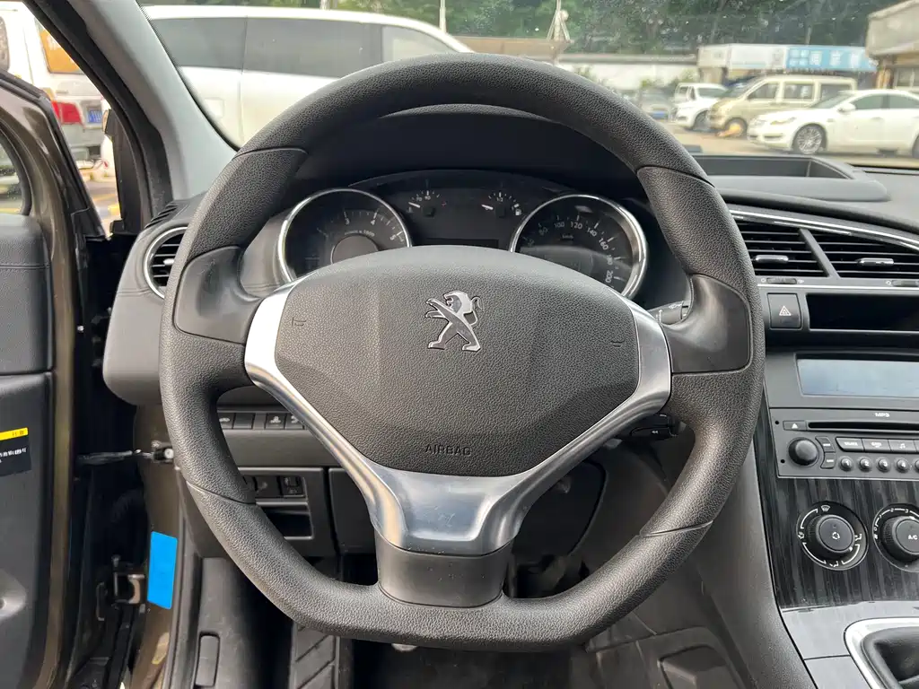 Peugeot 3008 标致3008 2013款 2.0 L 手动经典版