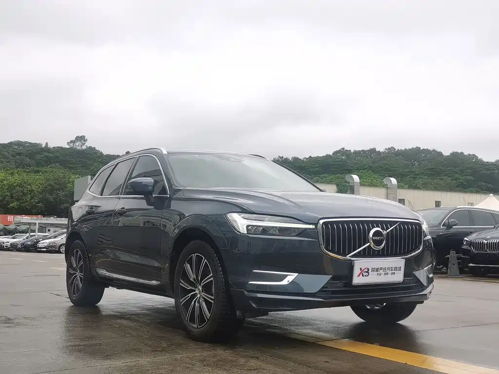 Volvo XC60 T5 4 WD Smart Vision Luxury