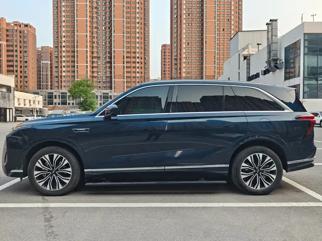 WEY Blue Mountain 4 WD Ultra Long Range
