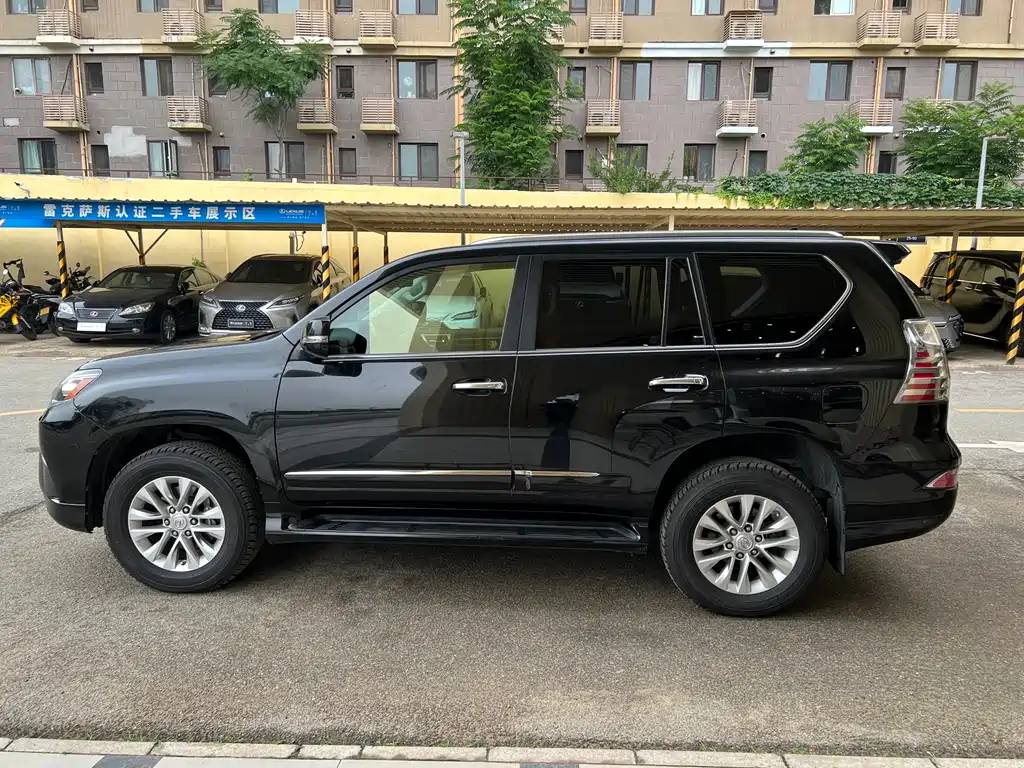 Lexus GX 400
