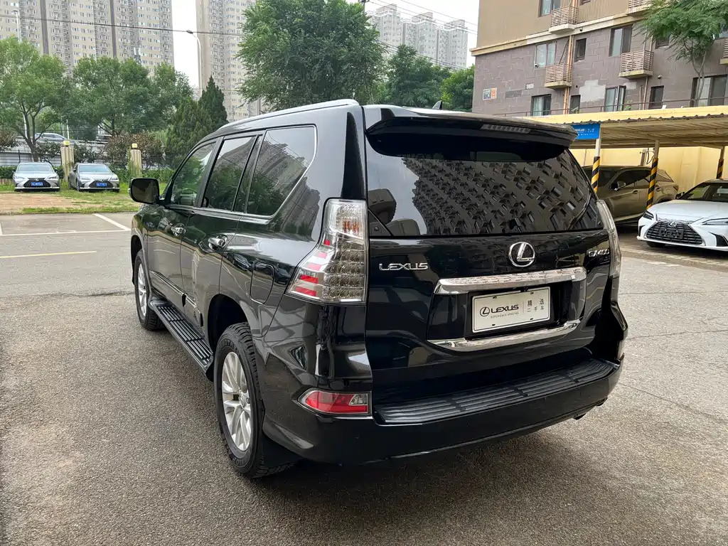 Lexus GX 400