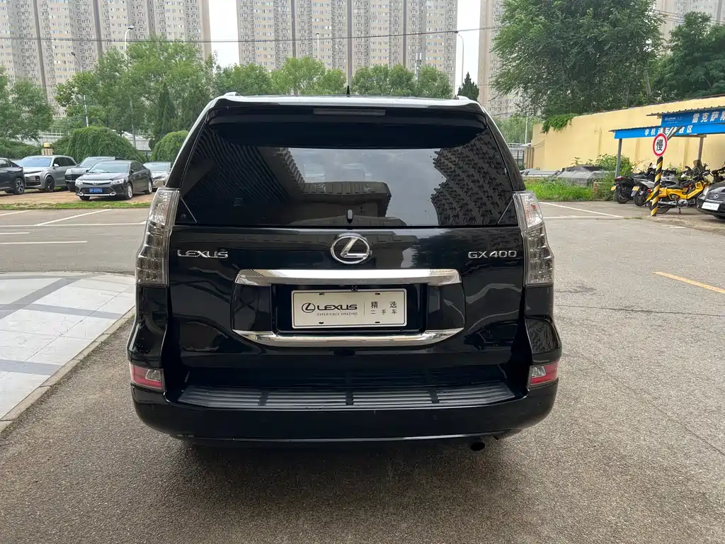Lexus GX 400