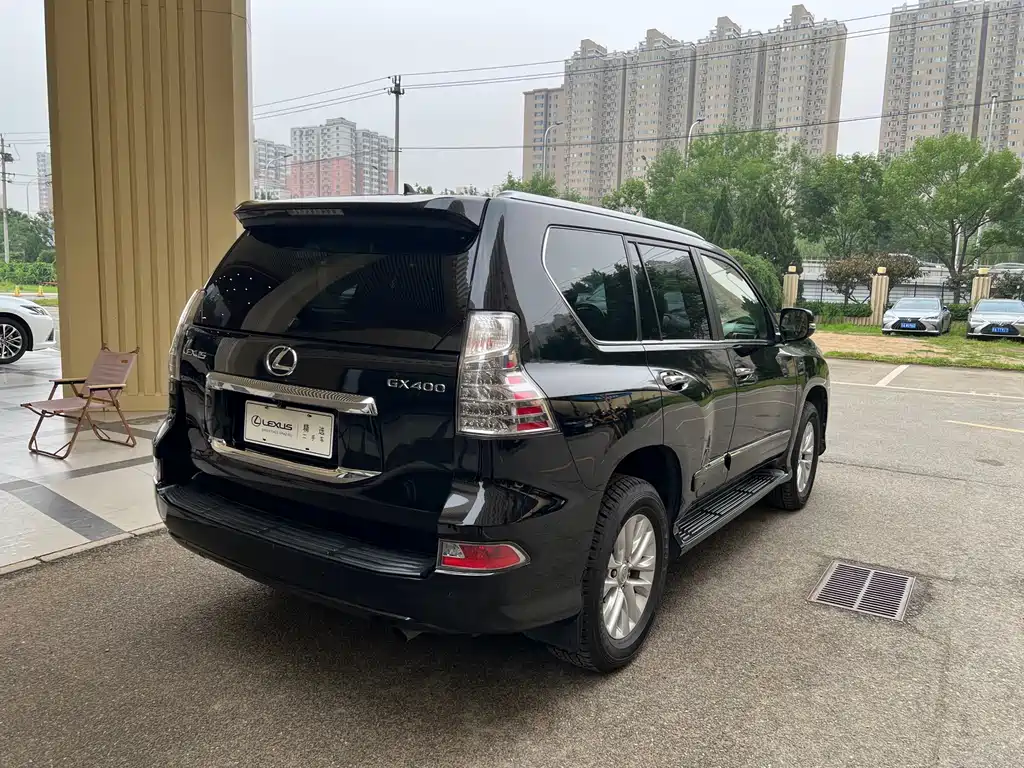 Lexus GX 400