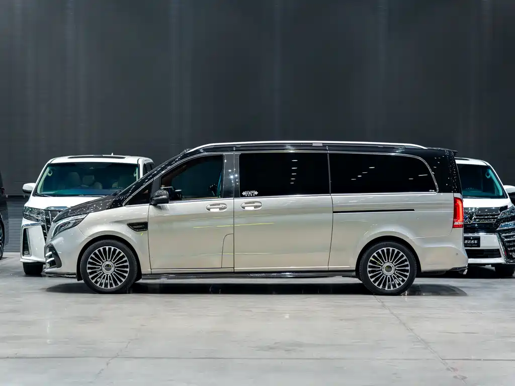 Mansory V-Class 迈莎锐V级 2021款 2.0 T 燿影