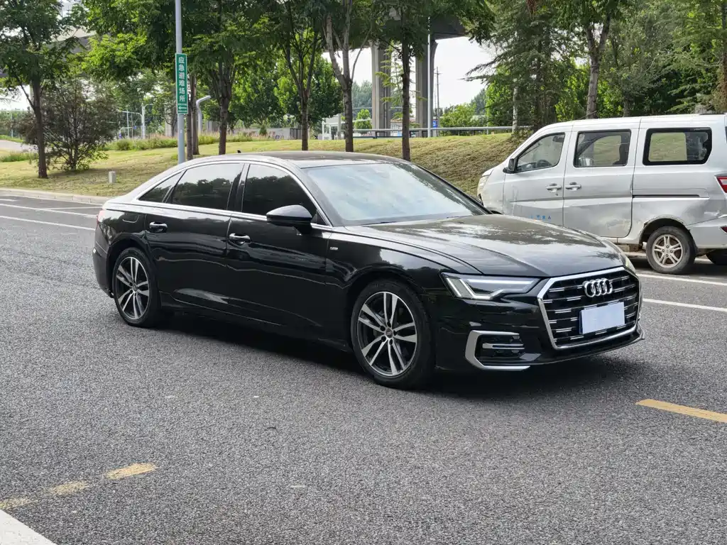 Audi A6 L 40 TFSI Luxury Dynamic