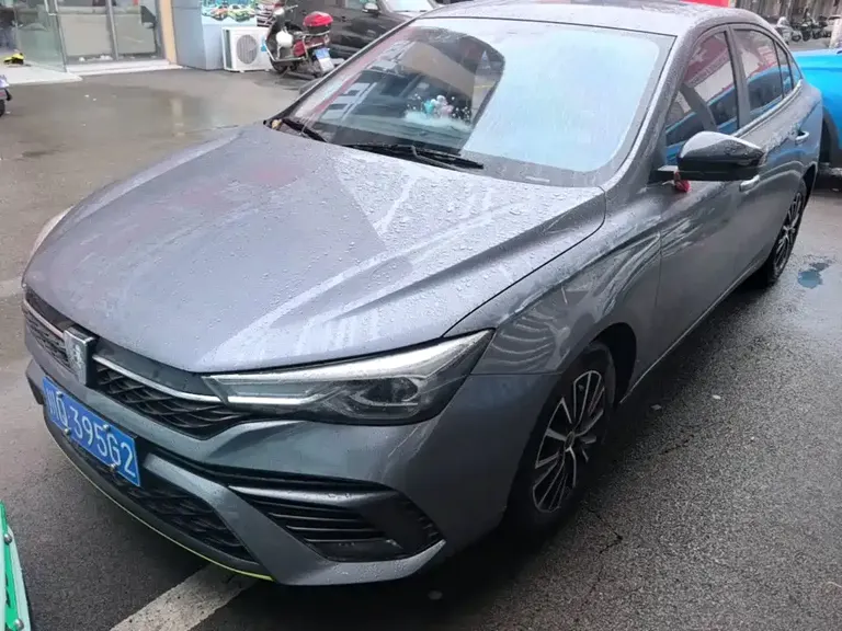 Roewe i5 1.5 L Manual Platinum