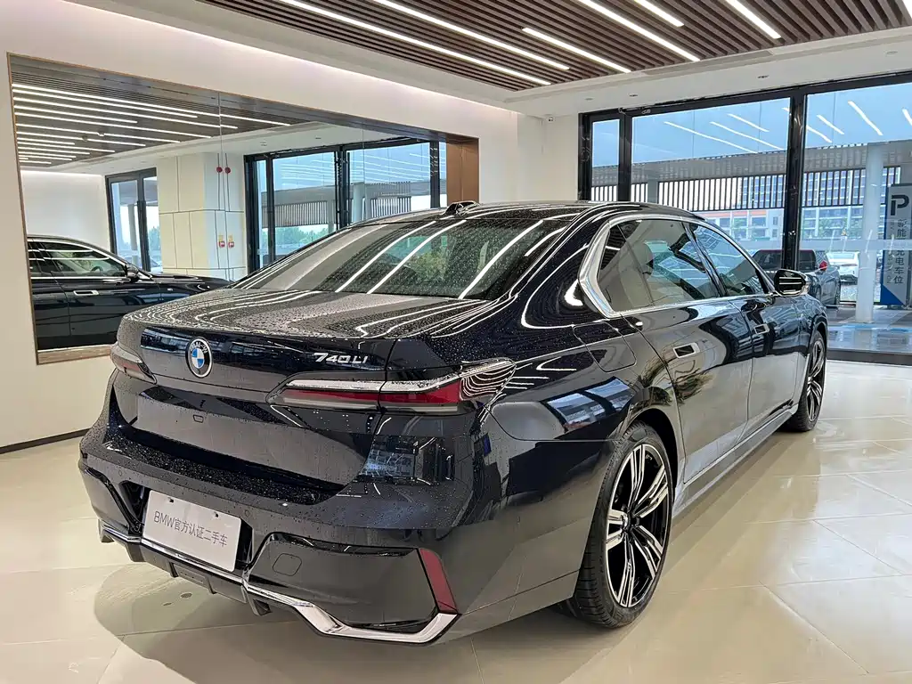 BMW 7 Series 740 Li Leading Luxury Package