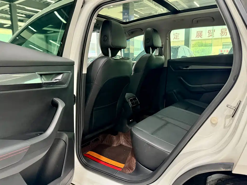 Karoq TSI280 Premium