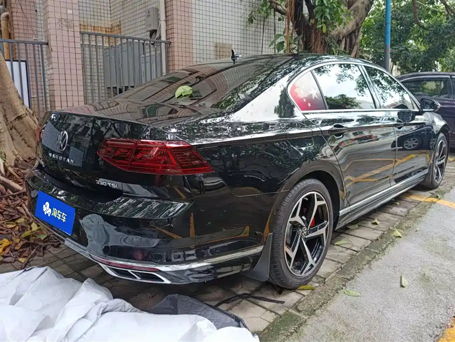 Magotan 200 10 K Commemorative 330 TSI DSG Luxury