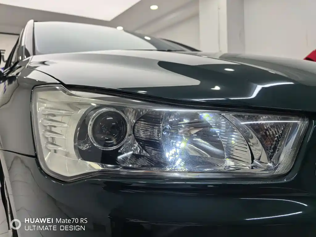 C-Quatre Sedan 1.6 L Auto Fashionable