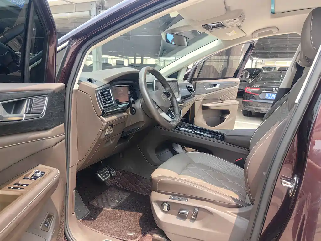 Viloran 380 TSI Distinguished