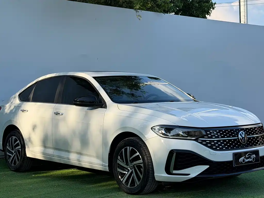 Lavida 280 TSI DSG Starry Sky Manyi