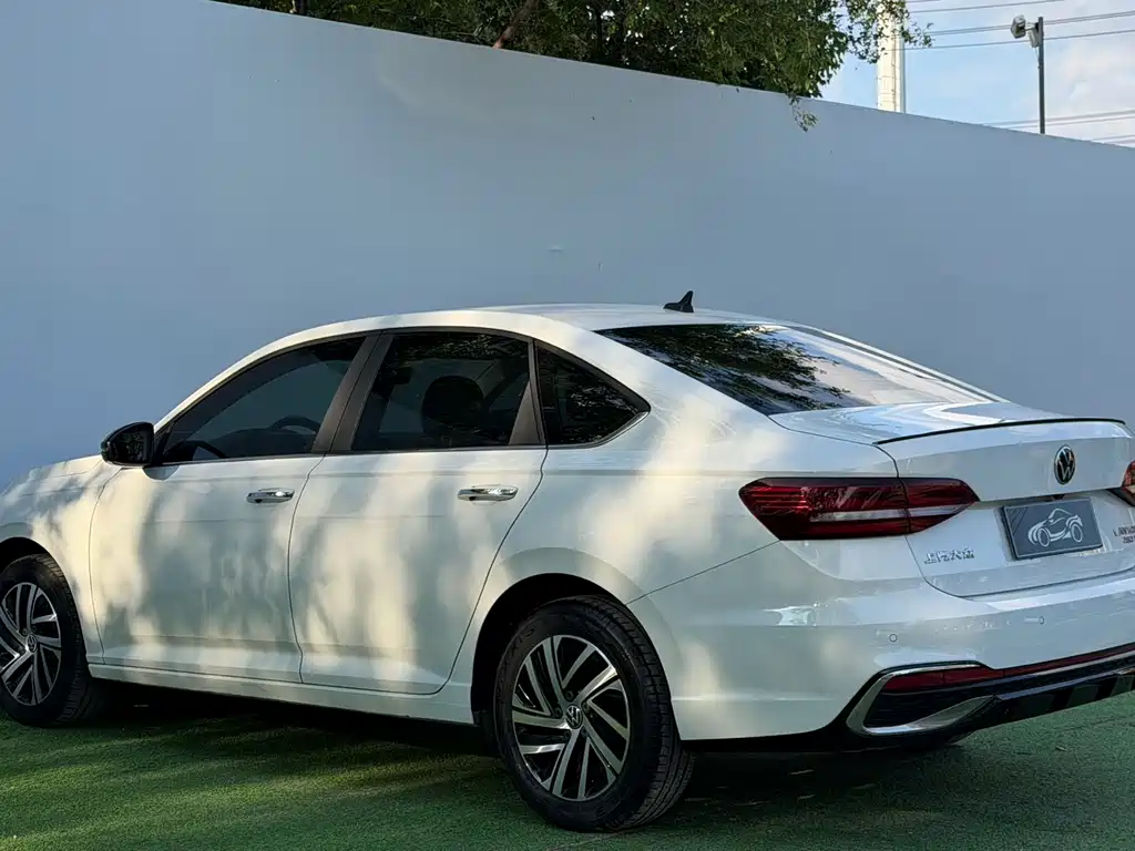 Lavida 280 TSI DSG Starry Sky Manyi