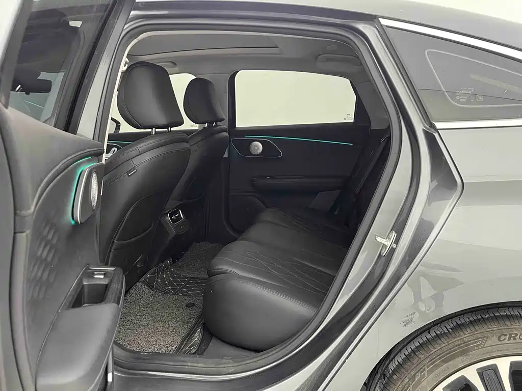 Fengyun A8 L 1.5 TGDI 145 km Luxury