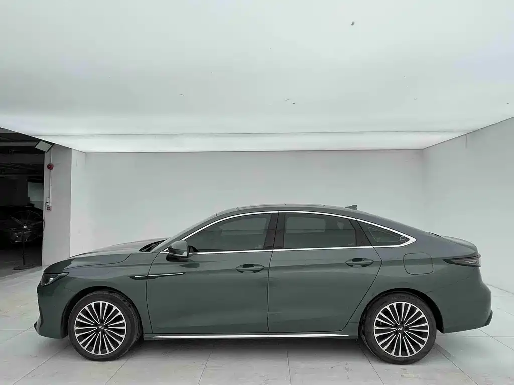 Fengyun A8 L 1.5 TGDI 145 km Luxury