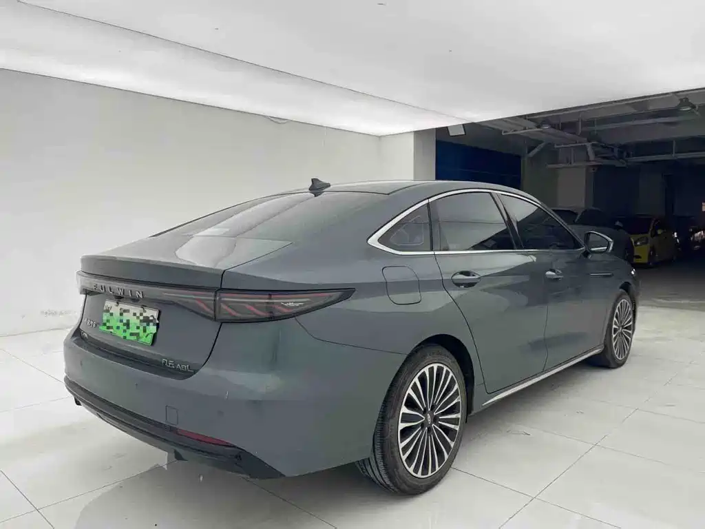 Fengyun A8 L 1.5 TGDI 145 km Luxury