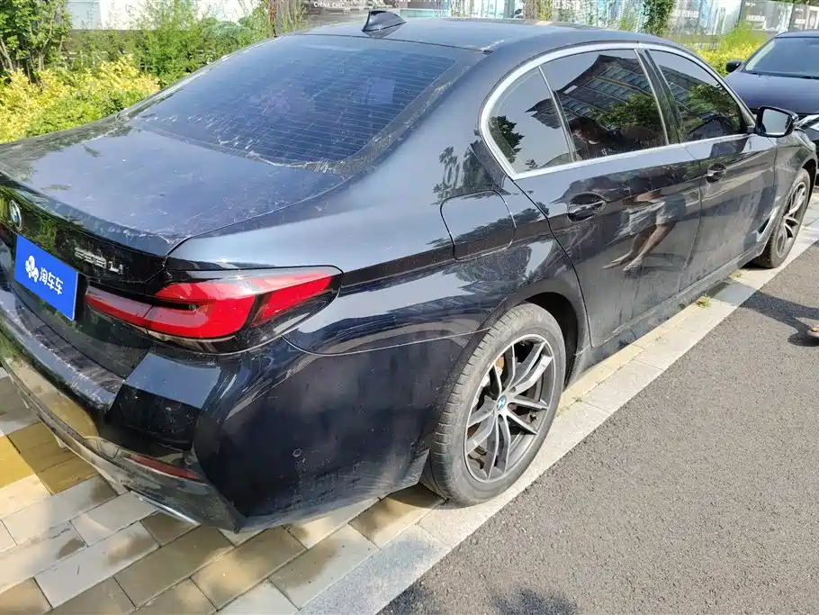 BMW 5 Series Facelift 525 Li M Sport Package