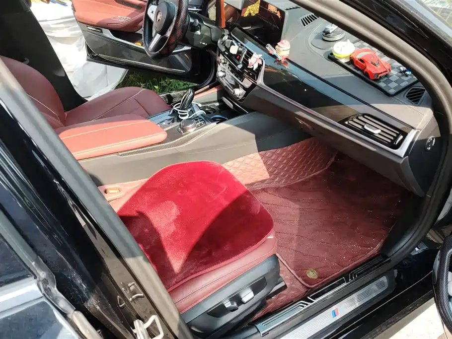 BMW 5 Series Facelift 525 Li M Sport Package