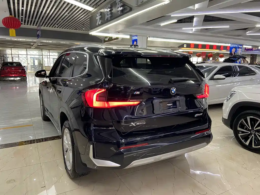 BMW X1 sDrive20 Li X Design Package