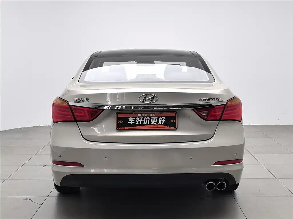 Mistra 1.8 L Auto Distinguished DLX