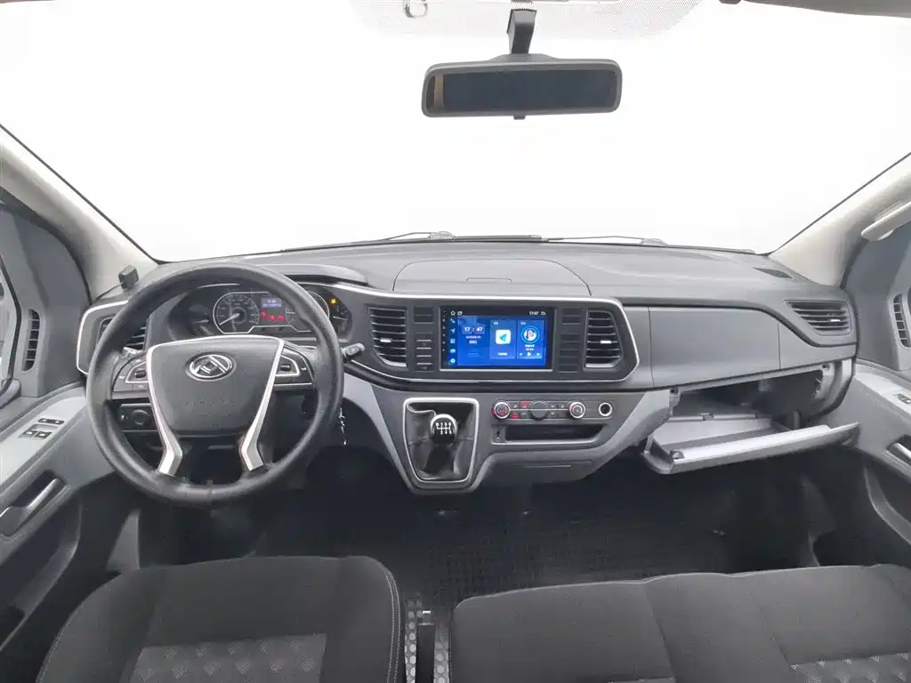 Xintu V80 2.0 T Manual Classic Aoyuntong LWB Mid Roof 6 7 8 9-seat