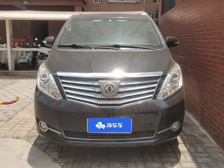 Dongfeng Fengxing CM7 风行CM7 2018款 经典版 2.0 T 手动尊享型