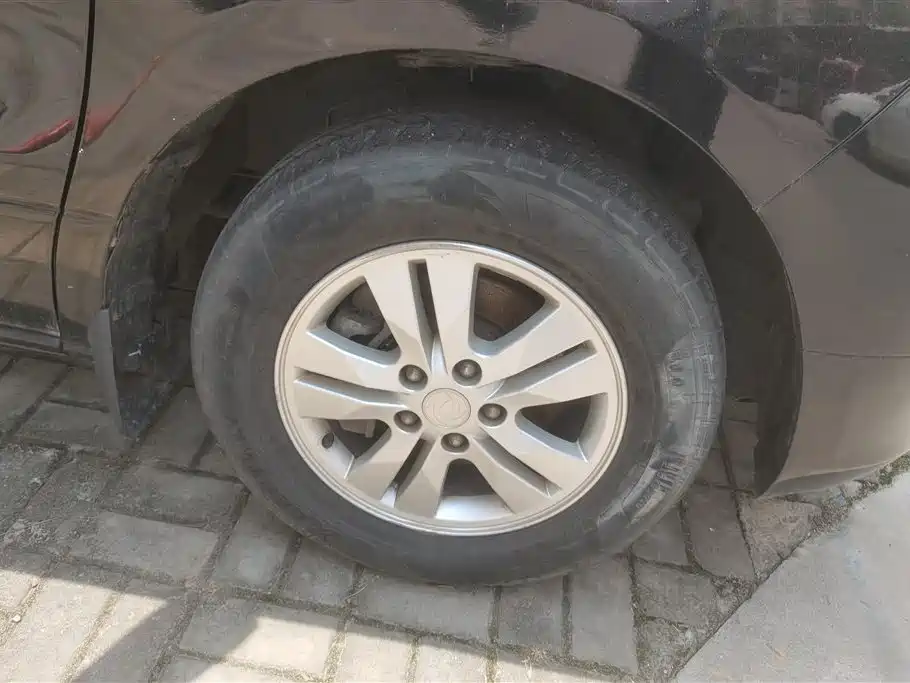 Fengxing CM7 风行CM7 2018款 经典版 2.0 T 手动尊享型