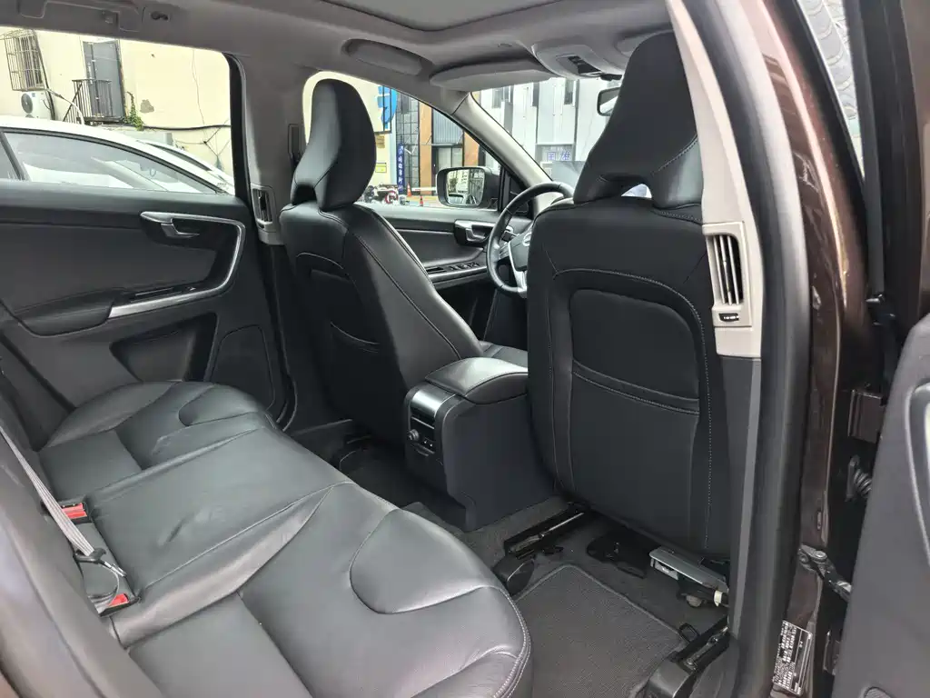 Volvo XC60 T5 Smart Progress Upgraded