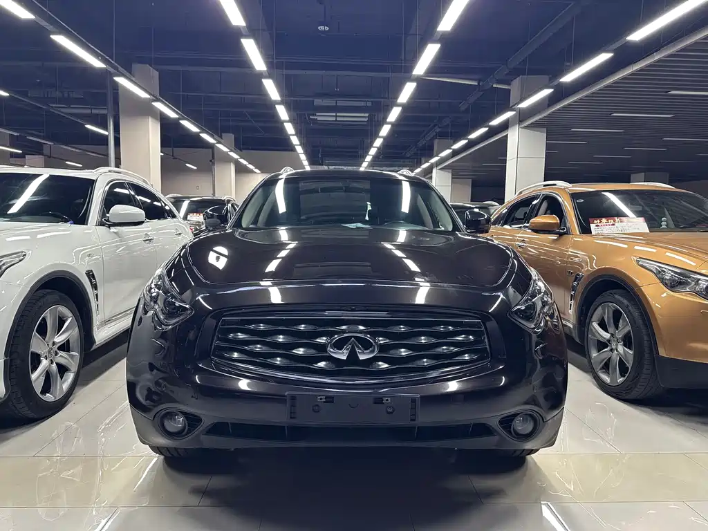 Infiniti FX 英菲尼迪FX 2010款 FX50 巅峰版